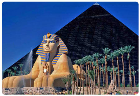 HOTEL LUXOR V LAS VEGAS