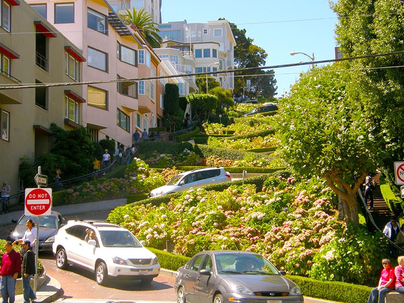 Lombard Street - nejklikatější ulice