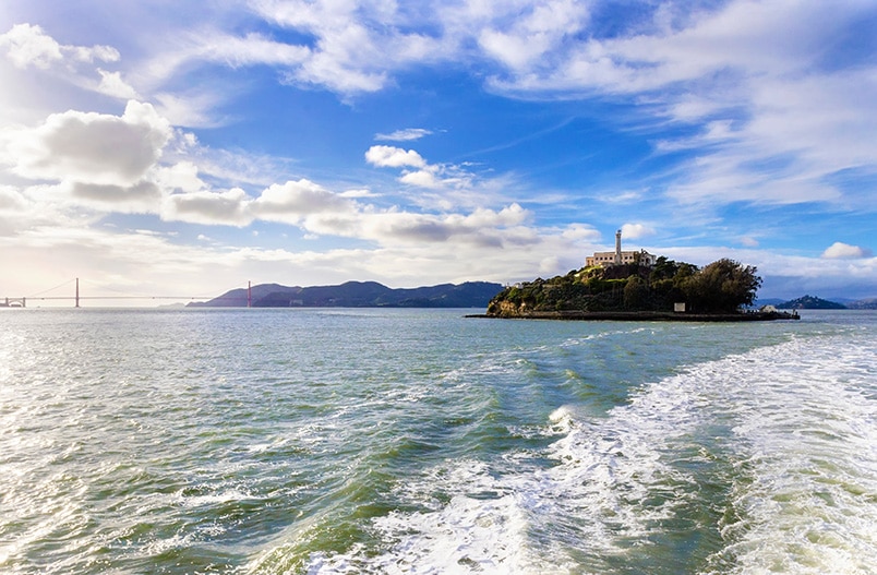 Plavba lodí k Alcatrazu v San Franciscu