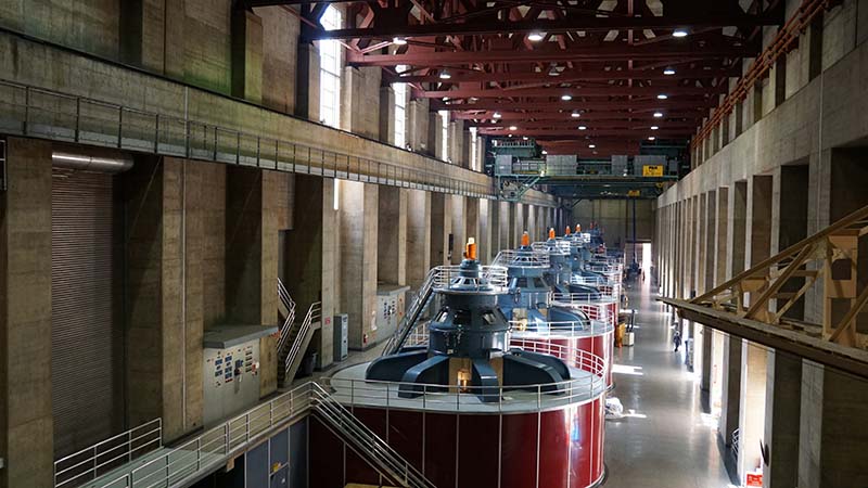 Generátory uvnitř Hoover Dam