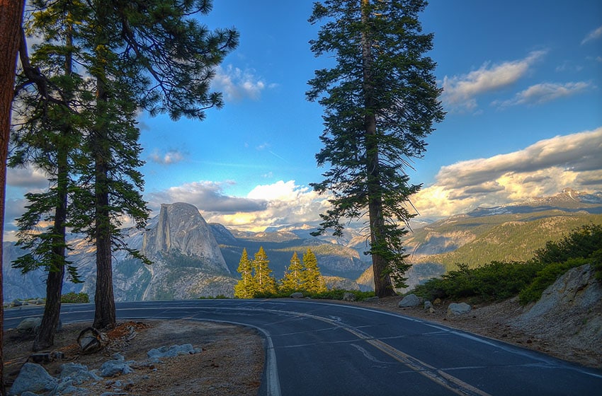 Silnice na Glacier Point