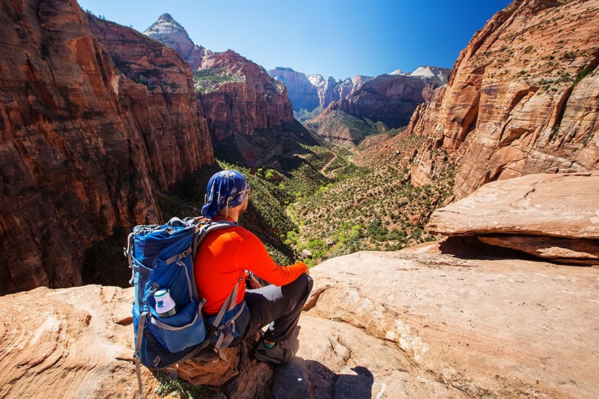 Canyon Overlook Trail v parku Zion
