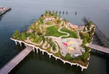 Little Island Park Pier 55 v New Yorku